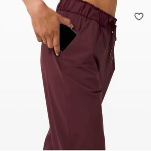 Lululemon Stretch High Rise Pant 7/8 length size 6